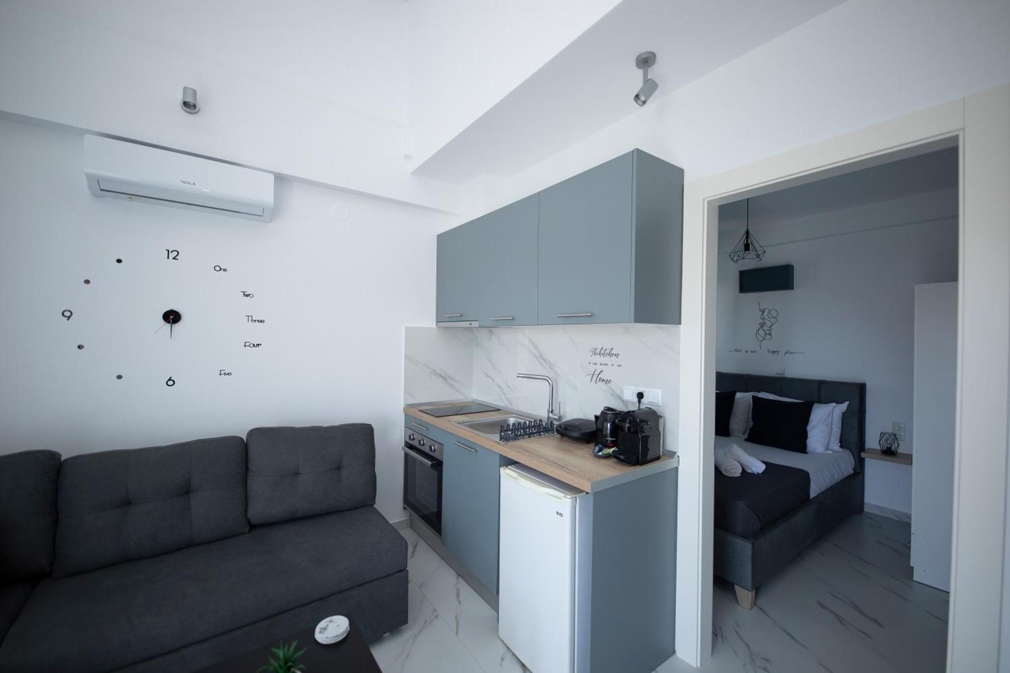 E&S Balaska Apartments كافالا المظهر الخارجي الصورة