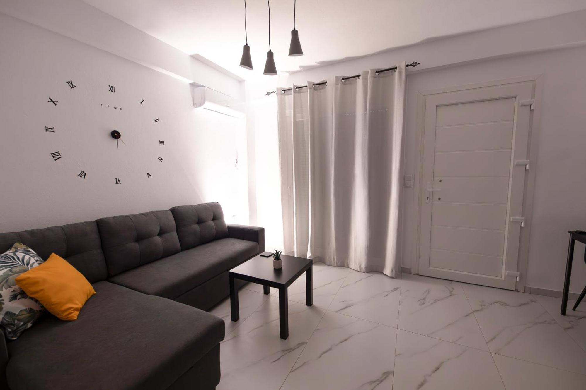 E&S Balaska Apartments كافالا المظهر الخارجي الصورة