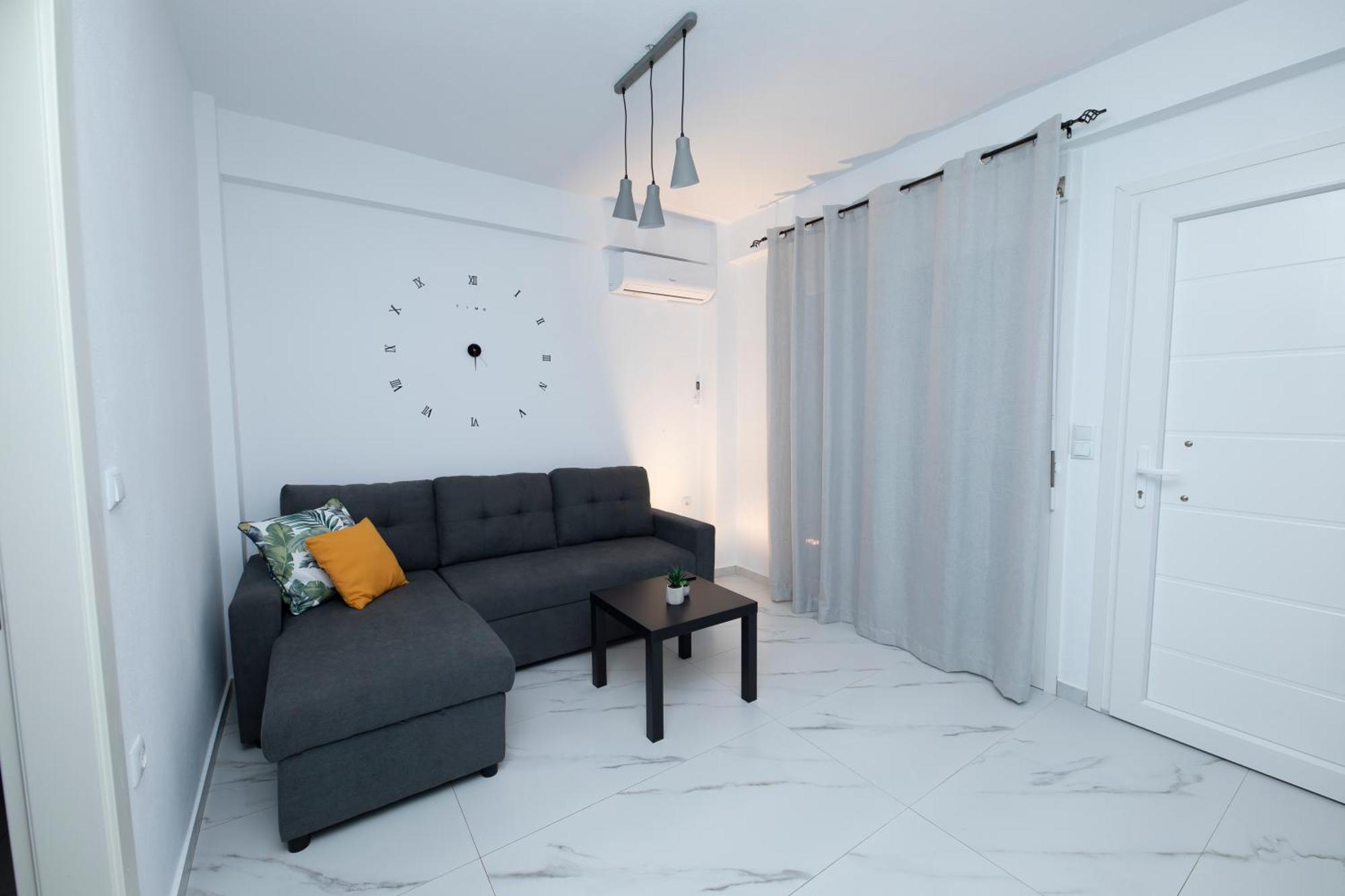 E&S Balaska Apartments كافالا المظهر الخارجي الصورة